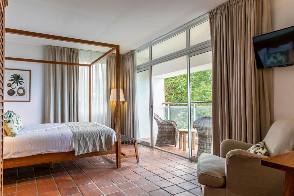 Langley Royal Hotel Deshaies